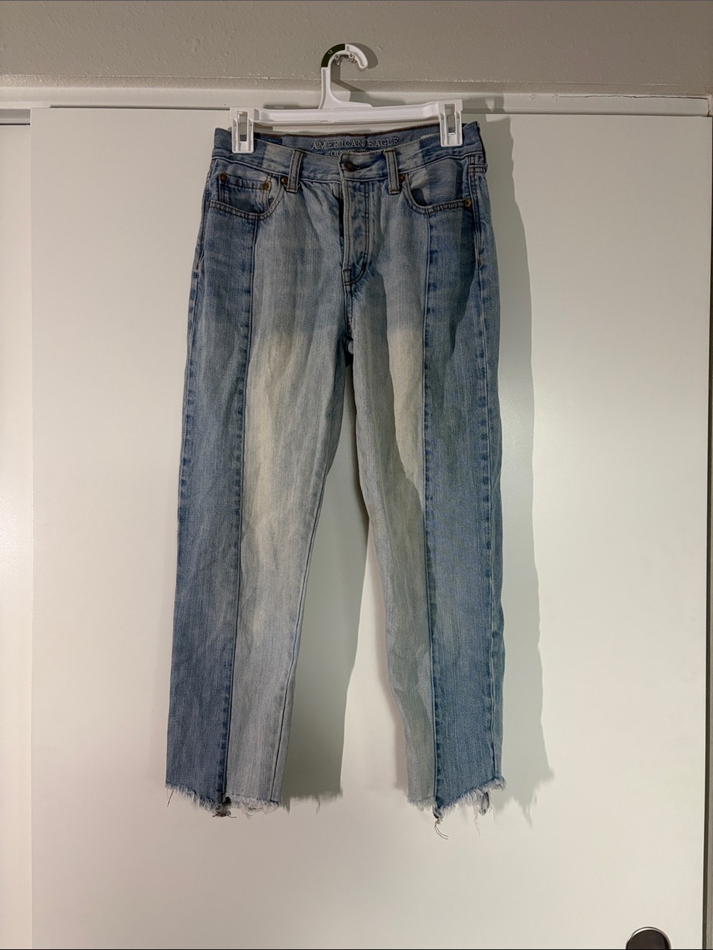 American Eagle Two-Tone Vintage High-Rise Denim Jeans
